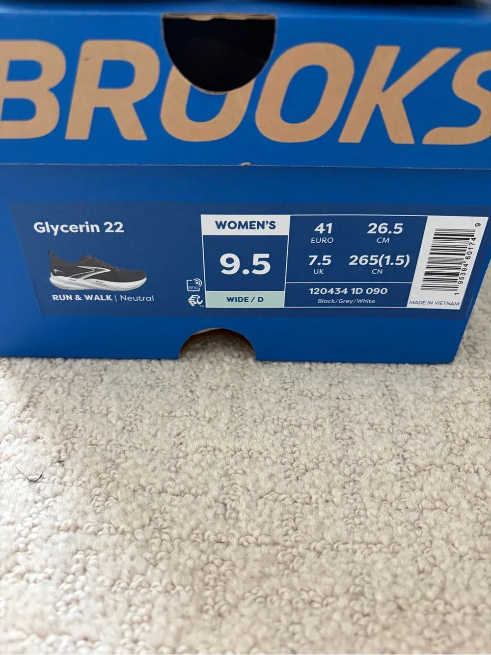 Brooks glycerin 22 size 9.5 wide